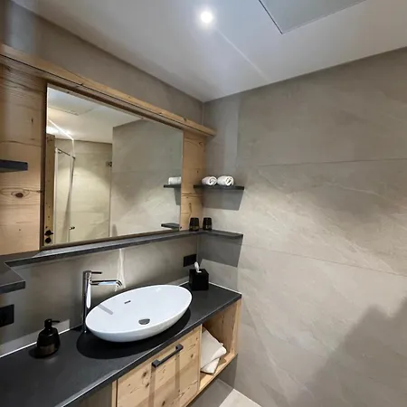 Appartamento Alpinum Mit Privater Aussensauna
