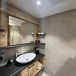 아파트 Alpinum Mit Privater Aussensauna